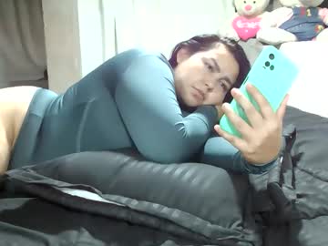Yuranis1995 Chaturbate stream image from January 27, 2026