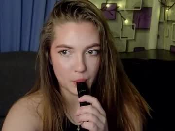Grace054 Chaturbate stream image from January 28, 2026