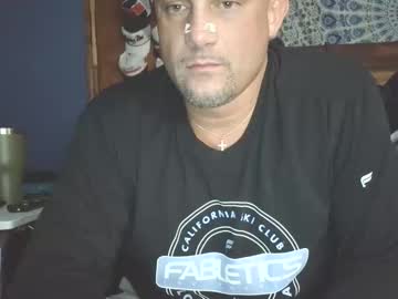 Hunglikeray2286 Chaturbate stream image from January 28, 2026