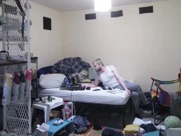 Xhedgex Chaturbate stream image from January 28, 2026