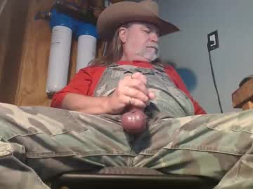 Tennredneck Chaturbate stream image from January 28, 2026