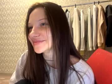 Lucykobylarczyk Chaturbate stream image from January 28, 2026