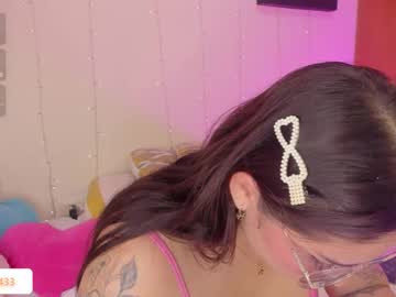 Olivia_S19 Chaturbate stream image from January 28, 2026