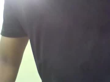 Quietlyyours Chaturbate stream image from January 28, 2026