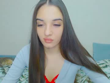 Yourdreammary Chaturbate stream image from January 28, 2026