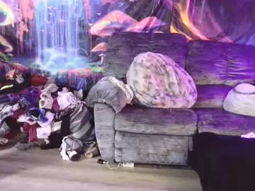 Fairymoan69 Chaturbate stream image from January 28, 2026