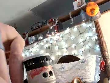 Shebesuckn512405 Chaturbate stream image from January 28, 2026