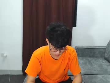 Pinoytwinkcum Chaturbate stream image from January 28, 2026