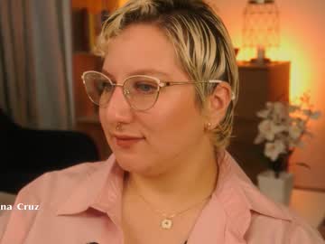 Ximenna_Cruz_ Chaturbate stream image from January 28, 2026