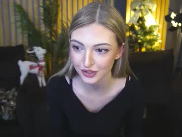 Darklunaaa Chaturbate stream image from January 28, 2026