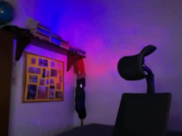 Larry_Jones Chaturbate stream image from January 28, 2026