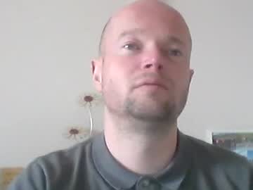 Nick1990b Chaturbate stream image from January 28, 2026