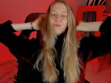 Sharonevansi Chaturbate stream image from January 28, 2026