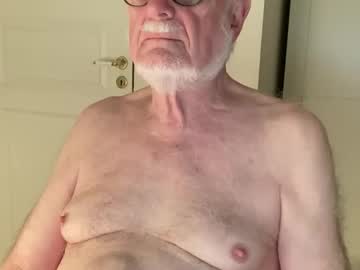 Femoeren Chaturbate stream image from January 28, 2026