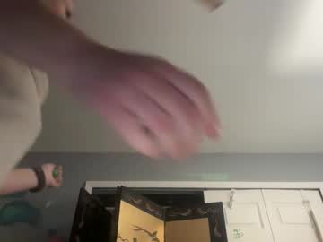 Newkitttyplayground Chaturbate stream image from January 28, 2026