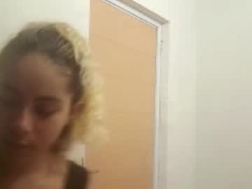 Mollyjohal Chaturbate stream image from January 28, 2026