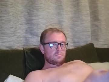 Ginwood Chaturbate stream image from January 28, 2026