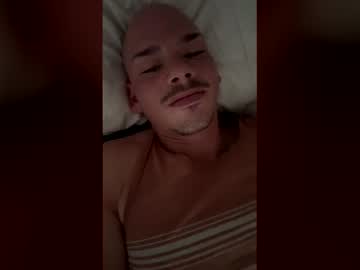 Orlandomagicmuscle Chaturbate stream image from January 28, 2026