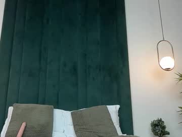 Ivy_M00n Chaturbate stream image from January 28, 2026