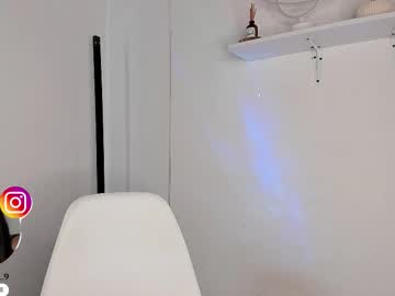 Mariacamila_1 Chaturbate stream image from January 28, 2026
