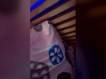 Cezar38 Chaturbate stream image from January 28, 2026