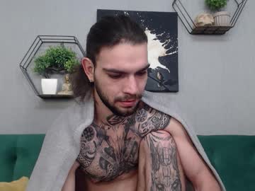 Kanehunter Chaturbate stream image from January 28, 2026