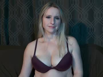 Lovingsummer Chaturbate stream image from January 28, 2026