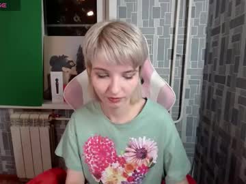 Madelaines Chaturbate stream image from January 28, 2026