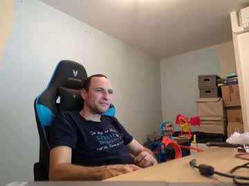 Stickolive1 Chaturbate stream image from January 28, 2026
