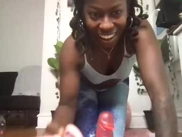 Finnkandysland Chaturbate stream image from January 29, 2026