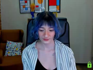 Kira__Cutie Chaturbate stream image from January 29, 2026
