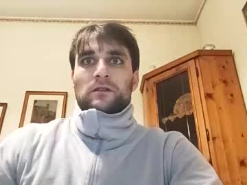 Bluejoee Chaturbate stream image from January 29, 2026