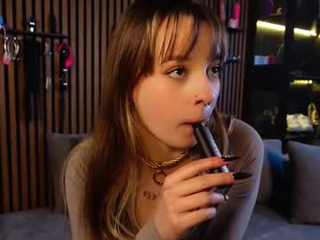 Izzy_Inked Chaturbate stream image from January 29, 2026