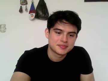 Luisk200 Chaturbate stream image from January 29, 2026