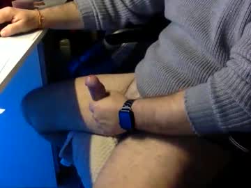 Atzeco Chaturbate stream image from January 29, 2026
