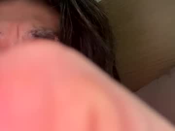 Goodkiss81mkmk Chaturbate stream image from January 29, 2026