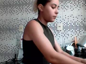 Mollyjohal Chaturbate stream image from January 29, 2026