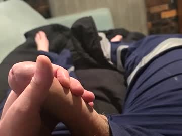 Goodolboykibb Chaturbate stream image from January 29, 2026