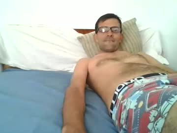 Guelt Chaturbate stream image from January 29, 2026
