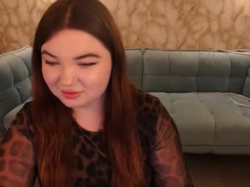 Molinmoon Chaturbate stream image from January 29, 2026