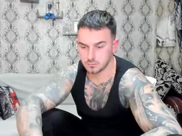 2sexymuscles Chaturbate stream image from January 29, 2026