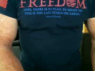 Fitguy40 Chaturbate stream image from January 29, 2026