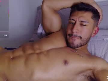 Chrisxfo Chaturbate stream image from January 29, 2026