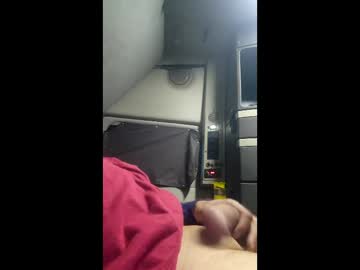 Kevinhardass Chaturbate stream image from January 29, 2026
