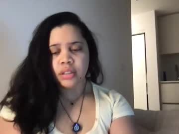 Teeelicious Chaturbate stream image from January 29, 2026