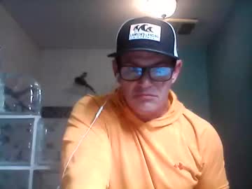 Crackback927 Chaturbate stream image from January 30, 2026