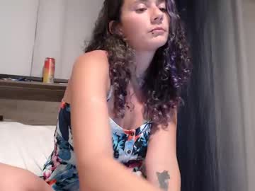 Violethooper Chaturbate stream image from January 30, 2026