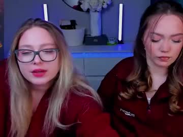 Emiliaaah Chaturbate stream image from January 30, 2026