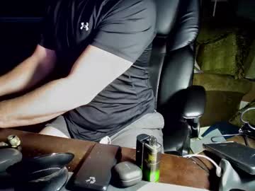 Dotyoureyezez Chaturbate stream image from January 30, 2026