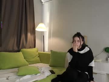 Yulandazamostny Chaturbate stream image from January 30, 2026